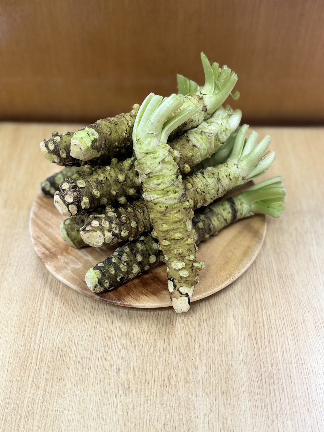 Fresh wasabi rhizome with stems